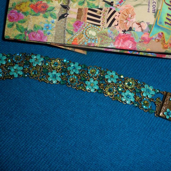 Michal Negrin bracelet- turquoise painted flowers and icy Swarovski crystals - Picture 3 of 8